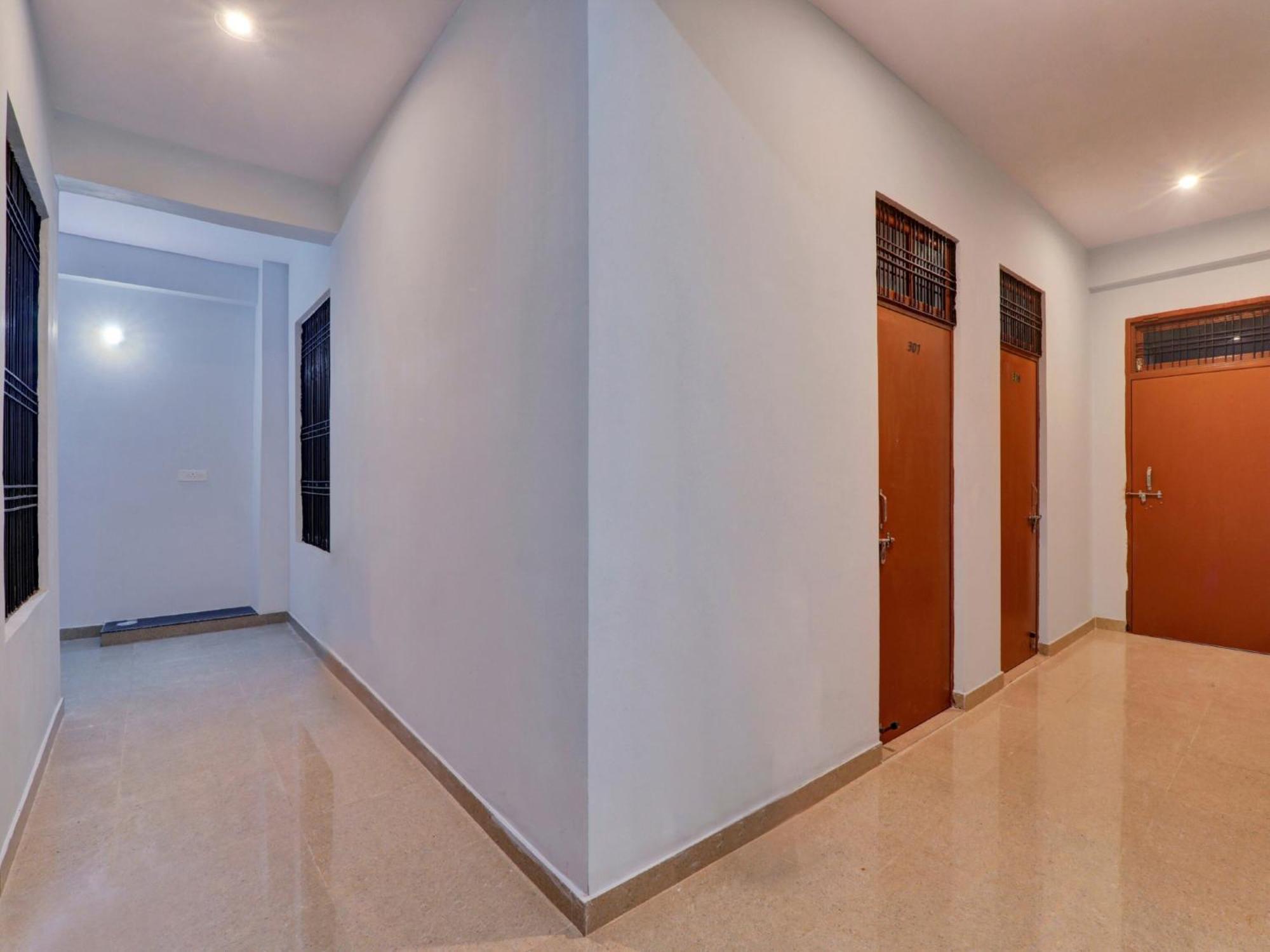 Hotel O Aradhya Galaxy Bhauli Экстерьер фото