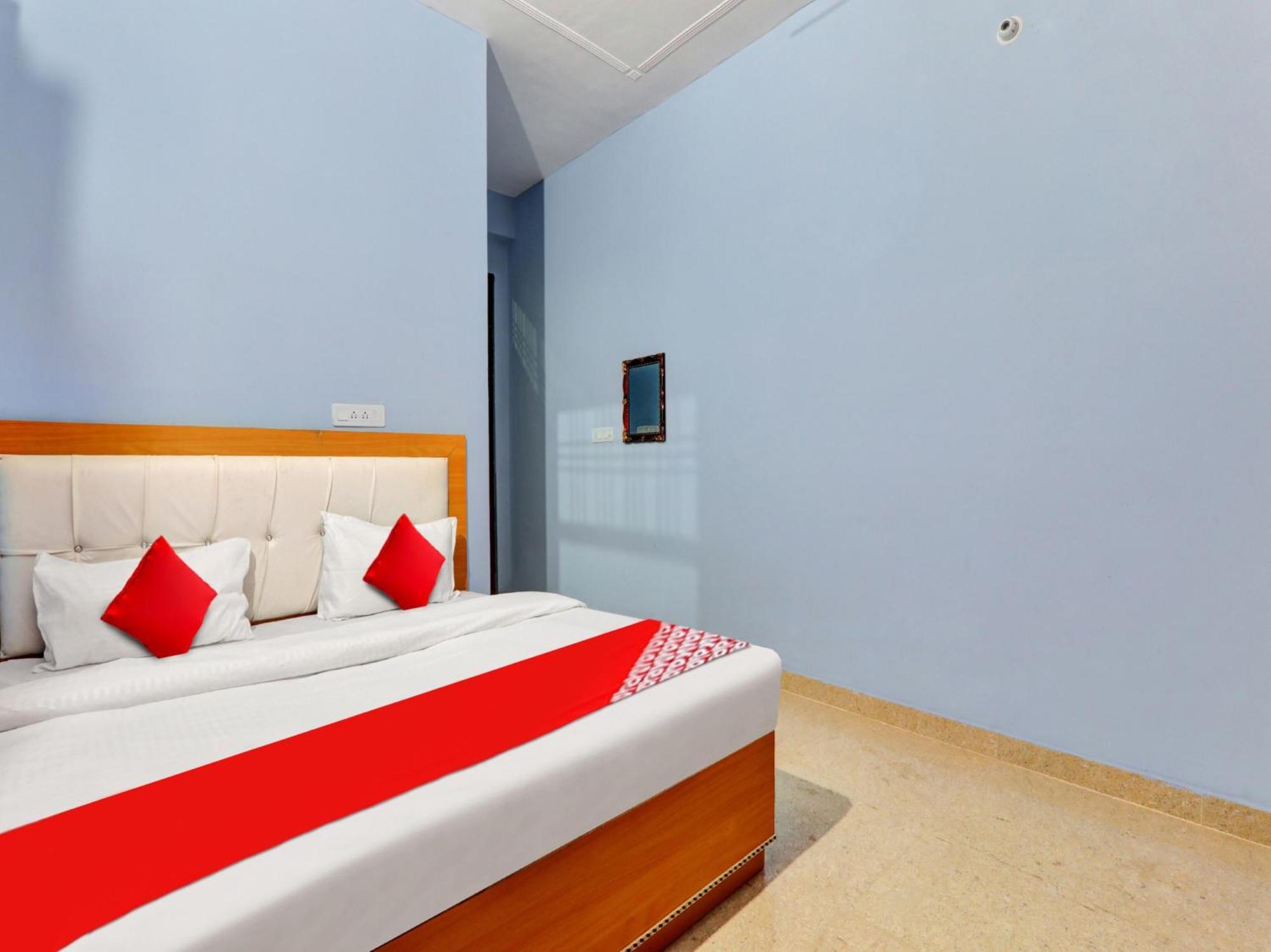 Hotel O Aradhya Galaxy Bhauli Экстерьер фото